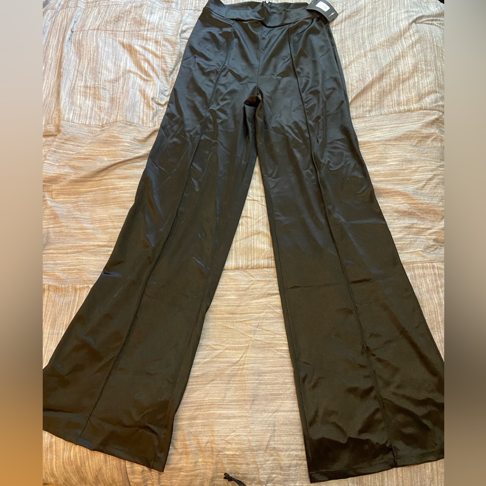 1X Satin Black Wide Leg Pant - Picture 2 of 5